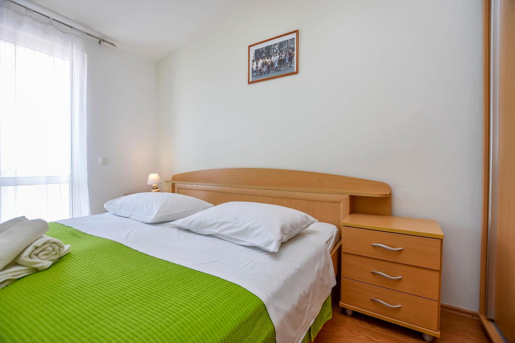 Apartments Jasna プリモシュテン エクステリア 写真